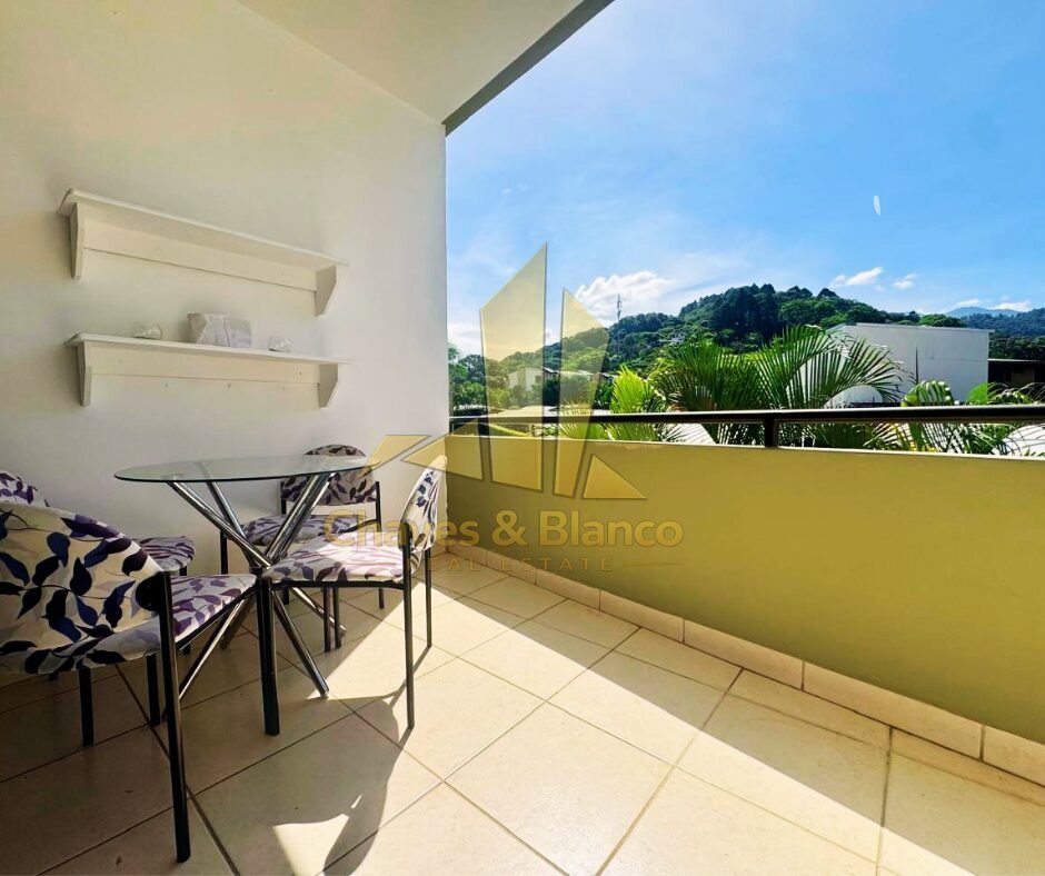 Alquiler de Apartamento Amueblado en Avalon Santa Ana!