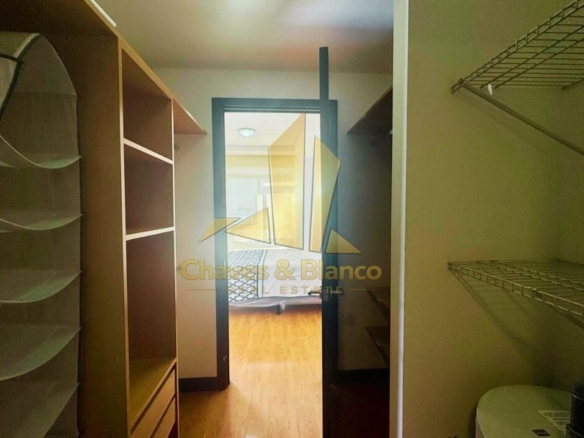 Alquiler de Apartamento Amueblado en Avalon Santa Ana!