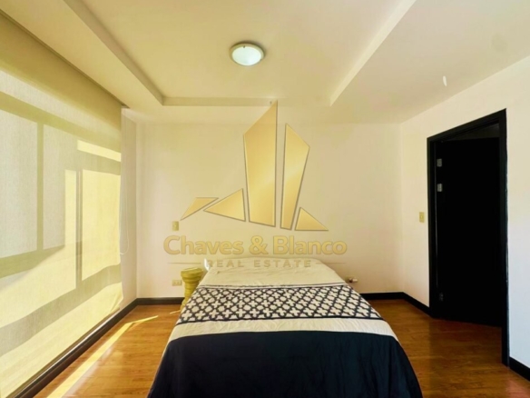 Alquiler de Apartamento Amueblado en Avalon Santa Ana!
