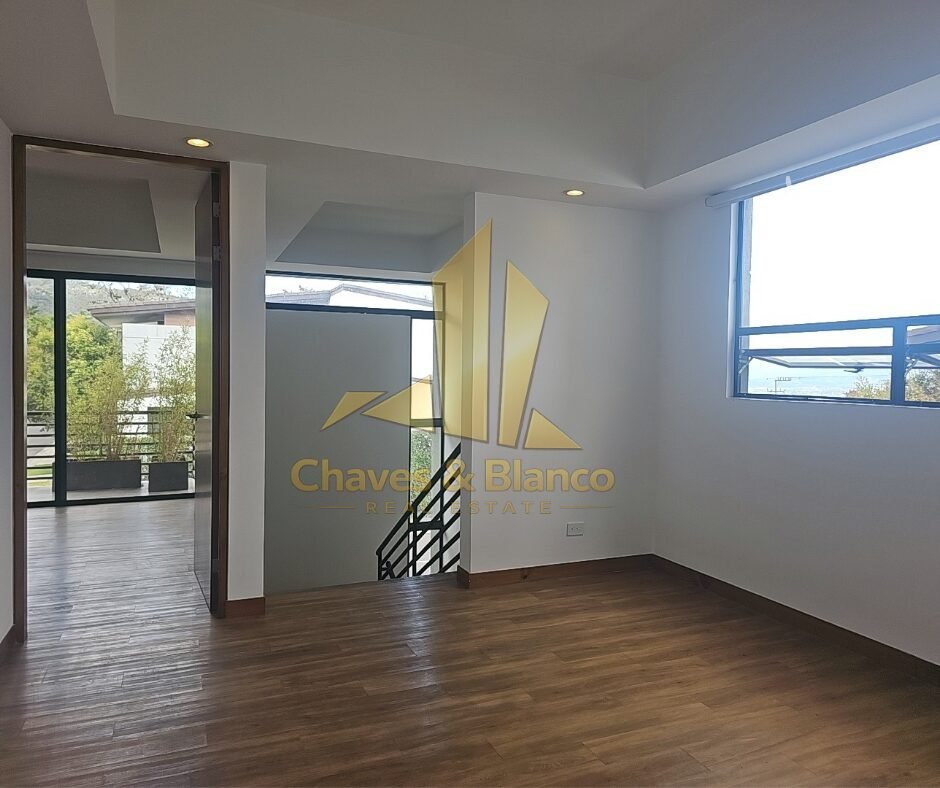 Venta de Casa en Condominio en Escazú!