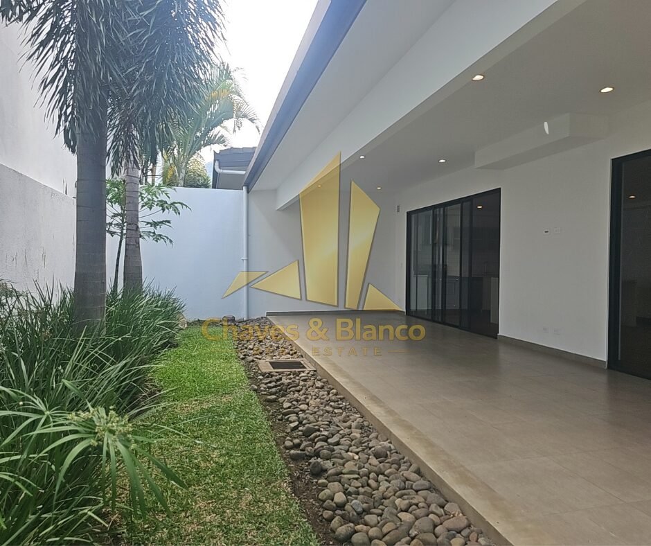 Venta de Casa en Condominio en Escazú!