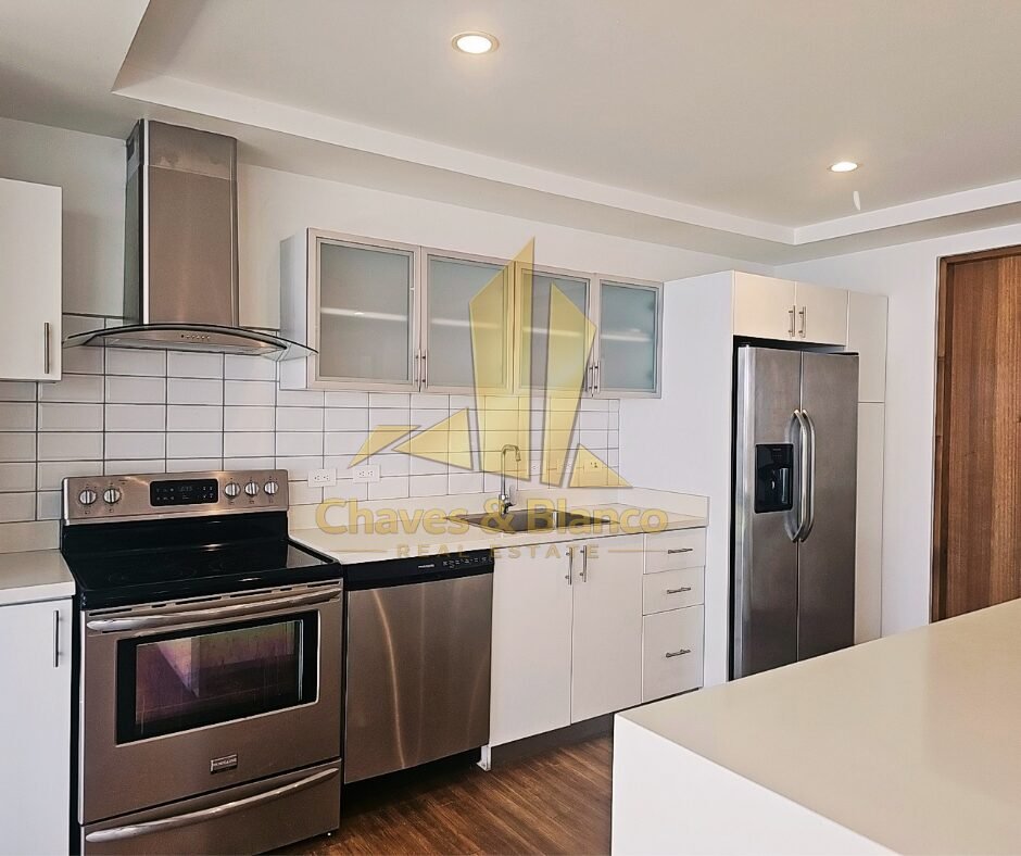 Venta de Casa en Condominio en Escazú!