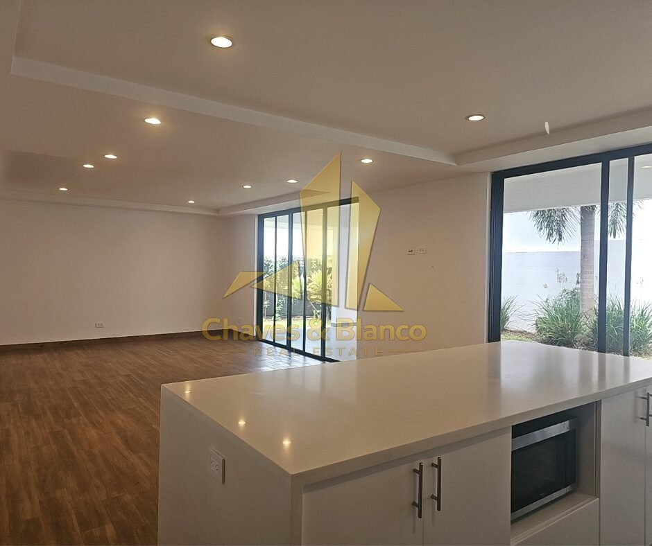 Venta de Casa en Condominio en Escazú!