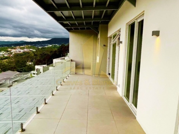Venta de Apartamento en Guachipelin de Escazú!