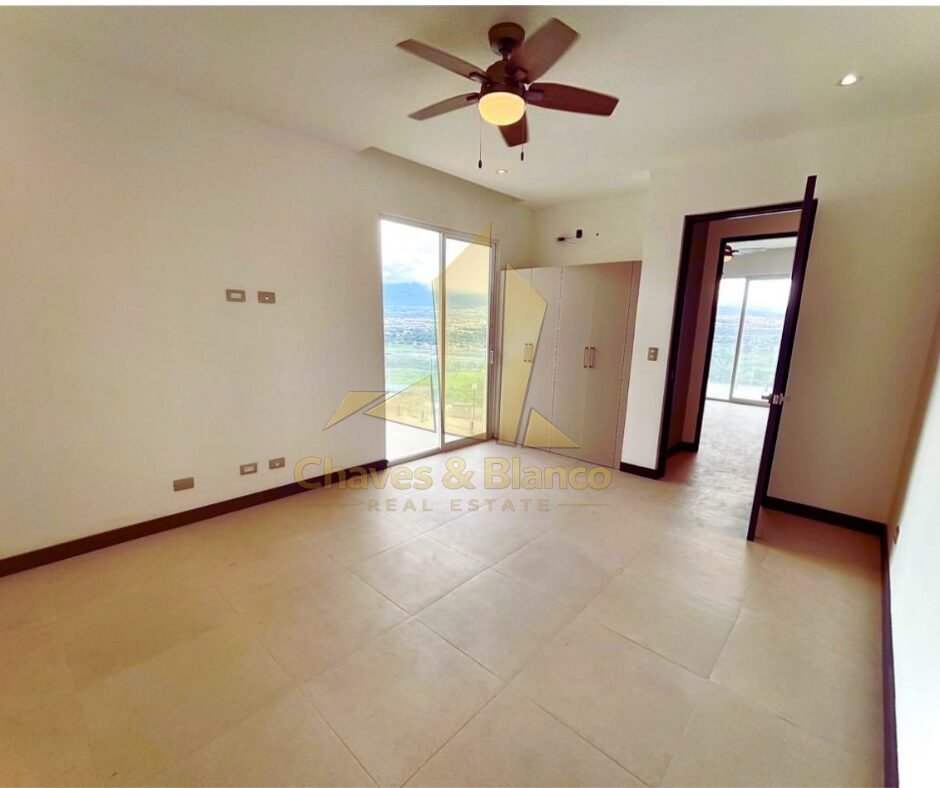 Venta de Apartamento en Guachipelin de Escazú!