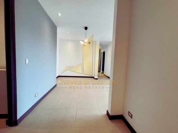 Venta de Apartamento en Guachipelin de Escazú!