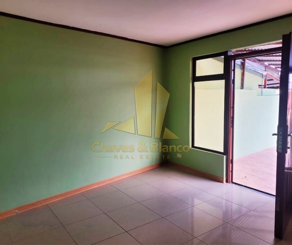 Venta de Casa en Residencial en Alajuelita!