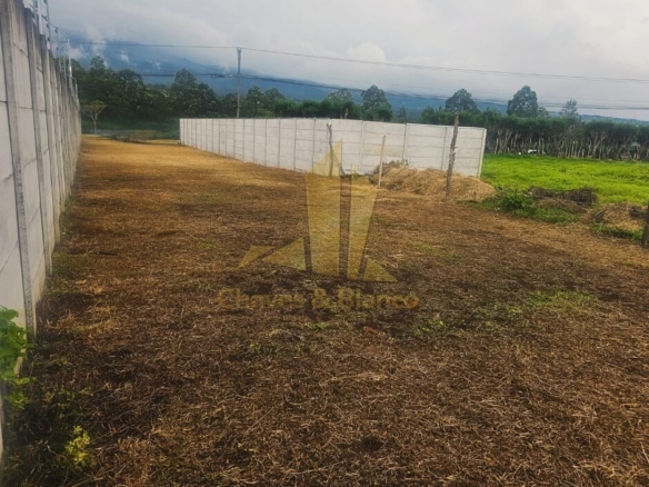 OPORTUNIDAD: Lote Plano de 450 m² en Santa Bárbara con Vista a la Montaña – ¡Listo para Construir!