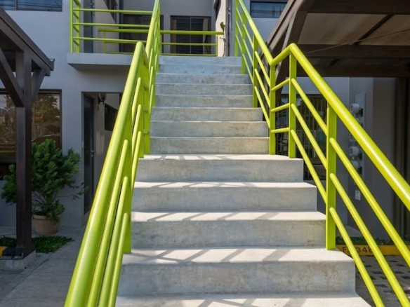 Apto 2da Planta en Condominio Francisco, La Aurora – ¡Pet Friendly!